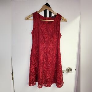 Elegant Red Lace Midi Dress